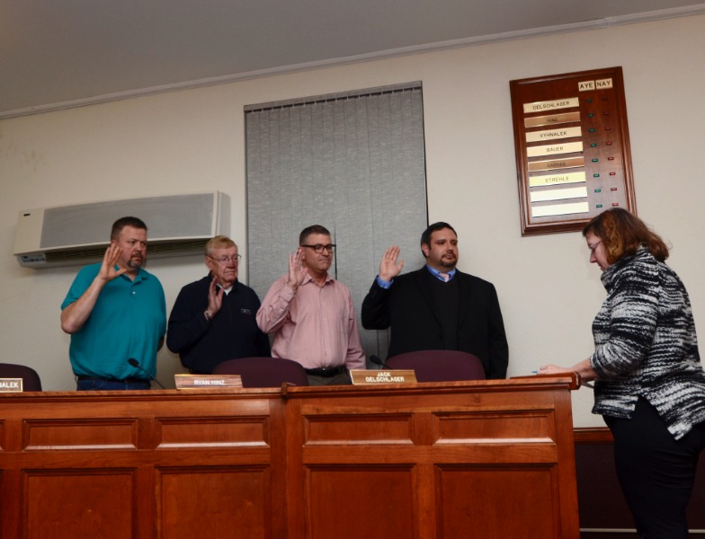 City of Crete Nebraska Mayor, council members take oath of office